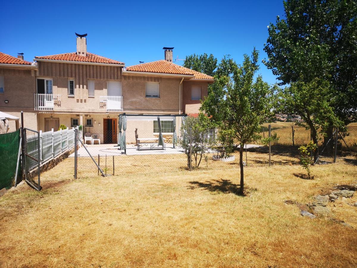 Agradable Casa Con Jardin: Casasola Villa San Cristobal de Segovia Exterior photo